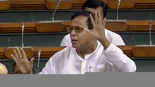 ‘কাশ্মীরের মতো’ দু-টুকরো হয়ে যেতে পারে বাংলাও’ ‘কাশ্মীরের মতো’ দু-টুকরো হয়ে যেতে পারে বাংলাও’