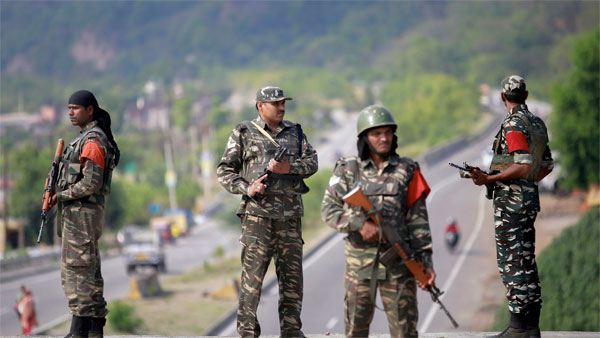 শ্রীনগরে জারি ১৪৪ ধারা