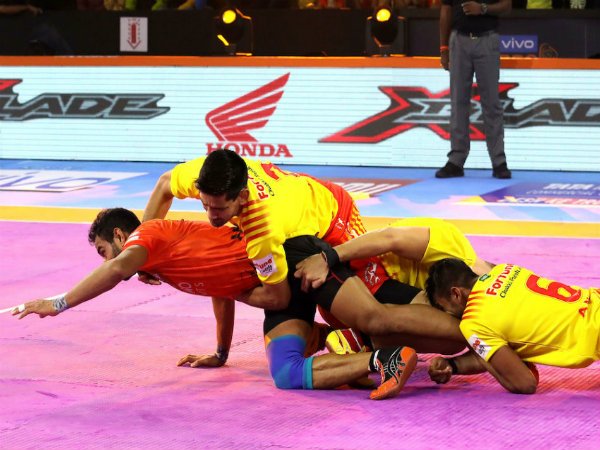প্রো কাবাডি লিগে তামিল থালাইভাস ও দিল্লি পেল জয় প্রো কাবাডি লিগে তামিল থালাইভাস ও দিল্লি পেল জয়