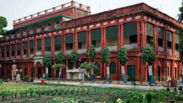 রবীন্দ্রনাথ কার