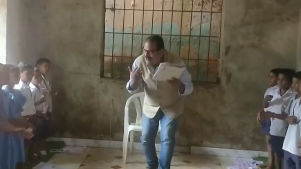 কে এই প্রফুল্ল স্যার?