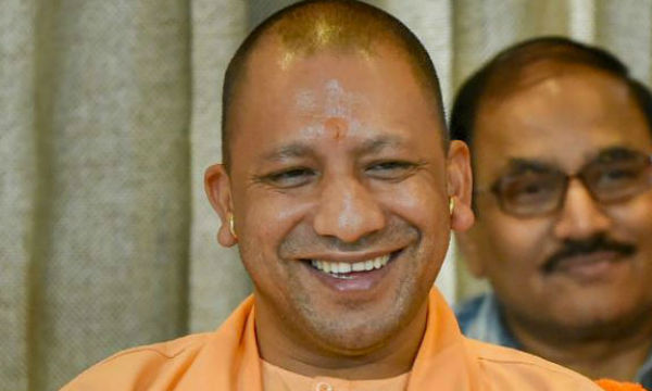 যোগীর হাতে রাম মন্দির