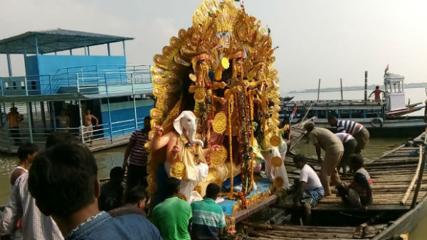 ইচ্ছামতীর বুকে ম্লান হওয়া বিসর্জনের সুর ফিরে পেতে নয়া উদ্যোগ রাজ্য সরকারের ইচ্ছামতীর বুকে ম্লান হওয়া বিসর্জনের সুর ফিরে পেতে নয়া উদ্যোগ রাজ্য সরকারের