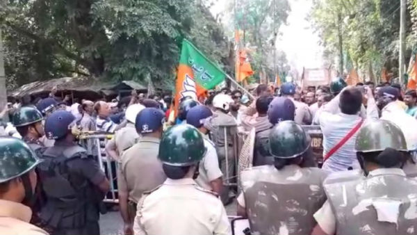 তৃণমূলের হামলাই প্রমাণ করছে ২০২১-এ পরিবর্তন আসন্ন তৃণমূলের হামলাই প্রমাণ করছে ২০২১-এ পরিবর্তন আসন্ন