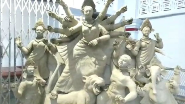 বালুরঘাটের সাহা বাড়িতে কার্তিক-গণেশের জায়গা বদল, জানুন ১৭৭ বছরের ইতিহাস বালুরঘাটের সাহা বাড়িতে কার্তিক-গণেশের জায়গা বদল, জানুন ১৭৭ বছরের ইতিহাস