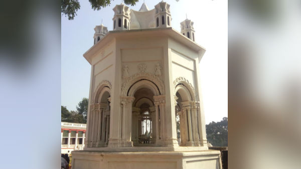 মহালয়ার পর দিন বোধন