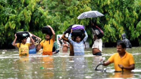 দেওয়াল ও বাড়ি ভেঙে মৃত্যু