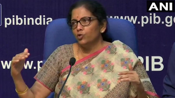 গৃহনির্মাণ শিল্পকে চাঙ্গা করতে ১০,০০০ কোটি টাকার অনুদান ঘোষণা অর্থমন্ত্রীর গৃহনির্মাণ শিল্পকে চাঙ্গা করতে ১০,০০০ কোটি টাকার অনুদান ঘোষণা অর্থমন্ত্রীর