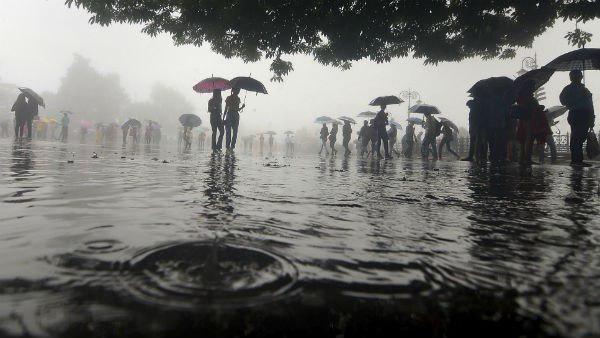 73 people have died in four days in Uttar Pradesh due to heavy rainfall 73 people have died in four days in Uttar Pradesh due to heavy rainfall