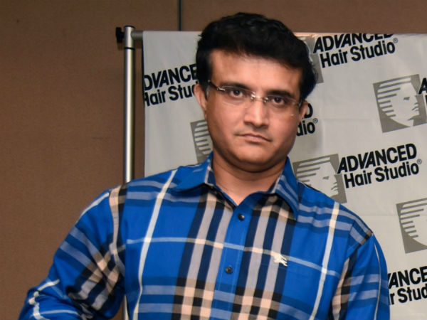 ন্যাটওয়েস্ট ফাইনালে রানের পাহাড়ে ইংল্যান্ড