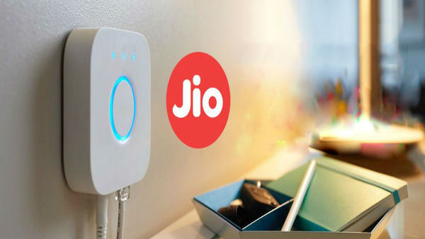 টাইটানিয়াম প্যাক
