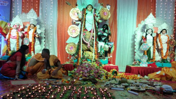 ভিন রাজ্য বেঙ্গালুরের বানারঘাটা দুর্গা ফাউন্ডেশনের দুর্গাপুজোর বিশেষ আকর্ষণ