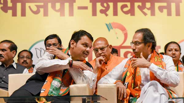 নির্বাচনের পরে শক্তি বাড়ানোর চেষ্টা! মহারাষ্ট্রে ঝাঁপিয়েছে বিজেপি ও শিবসেনা নির্বাচনের পরে শক্তি বাড়ানোর চেষ্টা! মহারাষ্ট্রে ঝাঁপিয়েছে বিজেপি ও শিবসেনা