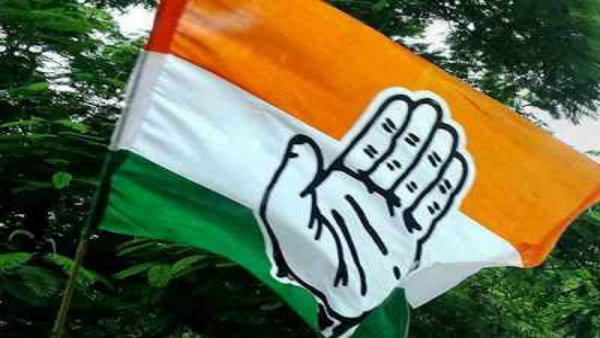 শীলা দীক্ষিতের মৃত্যুর জন্য দায়ী! প্রভাবশালী কংগ্রেস নেতার অপসারণের দাবিতে শোরগোল শীলা দীক্ষিতের মৃত্যুর জন্য দায়ী! প্রভাবশালী কংগ্রেস নেতার অপসারণের দাবিতে শোরগোল
