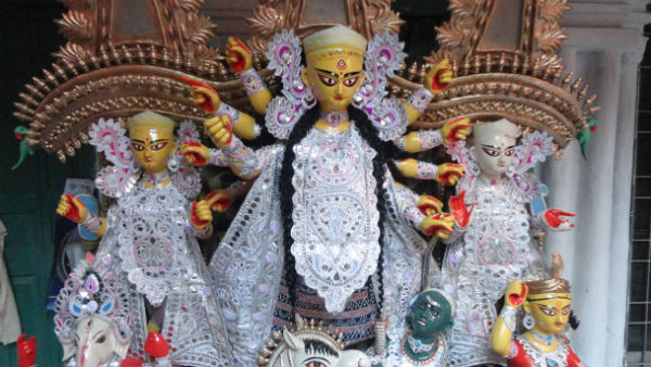 প্রতিমার আঙ্গিকগত বৈশিষ্ট্য