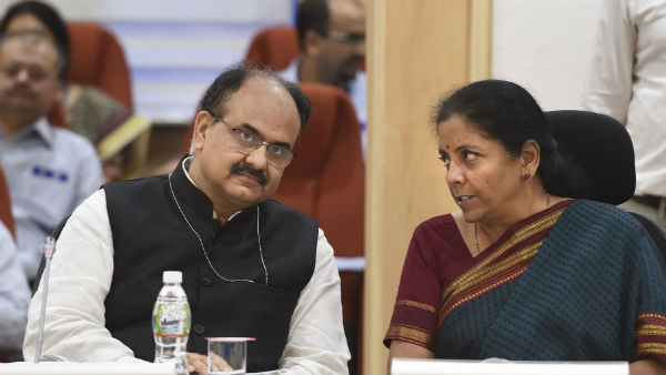 দেশের আর্থিক মন্দা কাটাতে জিএসটি পর্যালোচনায় বসছে মোদী সরকার দেশের আর্থিক মন্দা কাটাতে জিএসটি পর্যালোচনায় বসছে মোদী সরকার