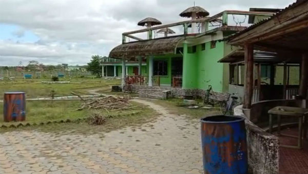 জলপাইগুড়িতে বেহাল জনপ্রিয় পর্যটন কেন্দ্র জলপাইগুড়িতে বেহাল জনপ্রিয় পর্যটন কেন্দ্র
