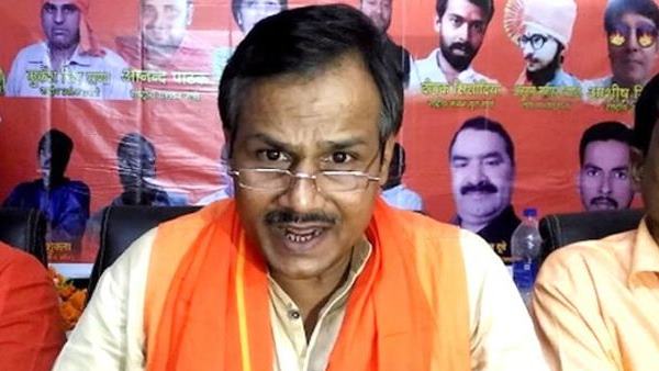 অনুষ্ঠানের বাতিলের সঙ্গে খুনের দিনও পরিবর্তন! হিন্দু নেতা কমলেশ তিওয়ারি হত্যাকাণ্ডে চাঞ্চল্যকর তথ্য অনুষ্ঠানের বাতিলের সঙ্গে খুনের দিনও পরিবর্তন! হিন্দু নেতা কমলেশ তিওয়ারি হত্যাকাণ্ডে চাঞ্চল্যকর তথ্য