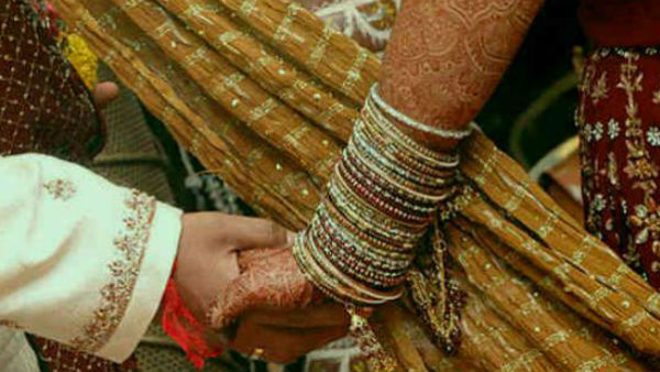 মৃত প্রেমিকাকে বিয়ে! অমর প্রেমের কাহিনিতে অভিনন্দিত বিশ্ব মৃত প্রেমিকাকে বিয়ে! অমর প্রেমের কাহিনিতে অভিনন্দিত বিশ্ব