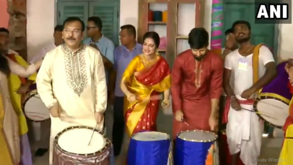 দুর্গাপুজোয় সিঁথিতে সিঁদুর নিয়ে নুসরতের অঞ্জলির পর ফের বিতর্ক! দারুম উলুমের নয়া হুঁশিয়ারি দুর্গাপুজোয় সিঁথিতে সিঁদুর নিয়ে নুসরতের অঞ্জলির পর ফের বিতর্ক! দারুম উলুমের নয়া হুঁশিয়ারি