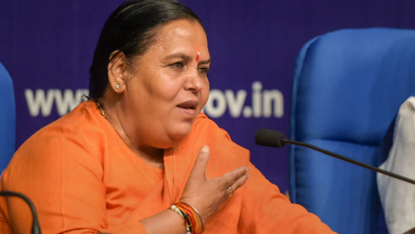 ফলপ্রকাশ হতেই নির্দলদের দিল্লি উড়িয়ে নিয়ে যাওয়া হয়