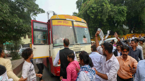 কমলেশের নিরাপত্তায় গলদের অভিযোগ