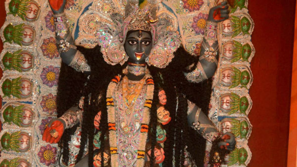 ডাকাত সর্দার প্রহ্লাদের কালীপুজো