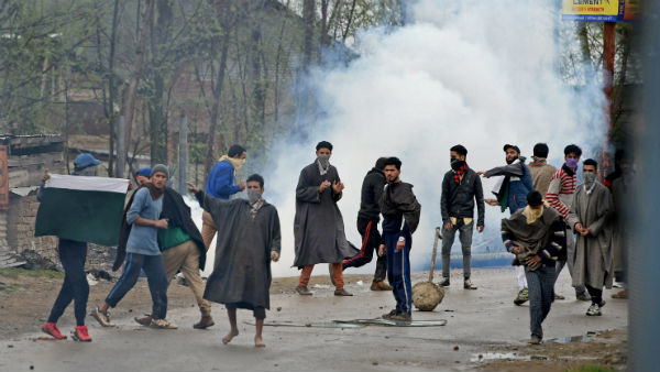 প্রকাশ্যে নতুন সত্য
