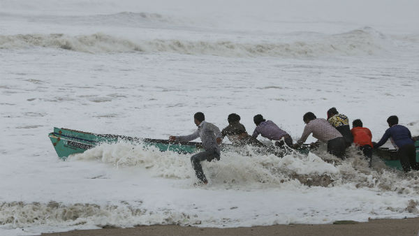 দুর্যোগের আশঙ্কা আরব সাগরে