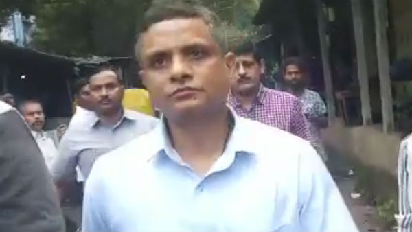 রাজীব কুমারকে গ্রেফতার করতে মরিয়া সিবিআই রাজীব কুমারকে গ্রেফতার করতে মরিয়া সিবিআই