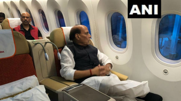 প্যারিসে শস্ত্র-পুজোয় বসতে চলেছেন প্রতিরক্ষামন্ত্রী রাজনাথ সিং! জানেন কেন প্যারিসে শস্ত্র-পুজোয় বসতে চলেছেন প্রতিরক্ষামন্ত্রী রাজনাথ সিং! জানেন কেন
