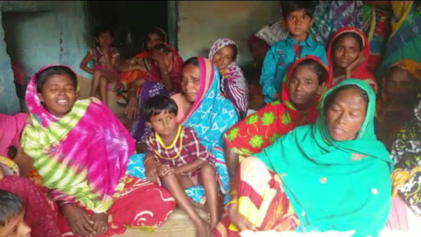 কাশ্মীরে নিহত শ্রমিকদের দেহ ঘরে ফেরার অপেক্ষায় পথ চেয়ে সাগরদিঘি কাশ্মীরে নিহত শ্রমিকদের দেহ ঘরে ফেরার অপেক্ষায় পথ চেয়ে সাগরদিঘি