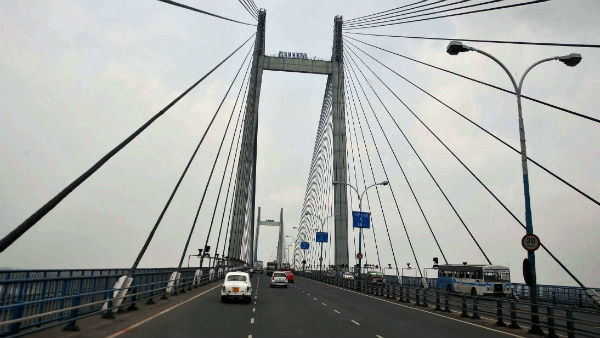 দ্বিতীয় হুগলি সেতুর ক্ষেত্রে সাবধানী পদক্ষেপ রাজ্য সরকারের দ্বিতীয় হুগলি সেতুর ক্ষেত্রে সাবধানী পদক্ষেপ রাজ্য সরকারের