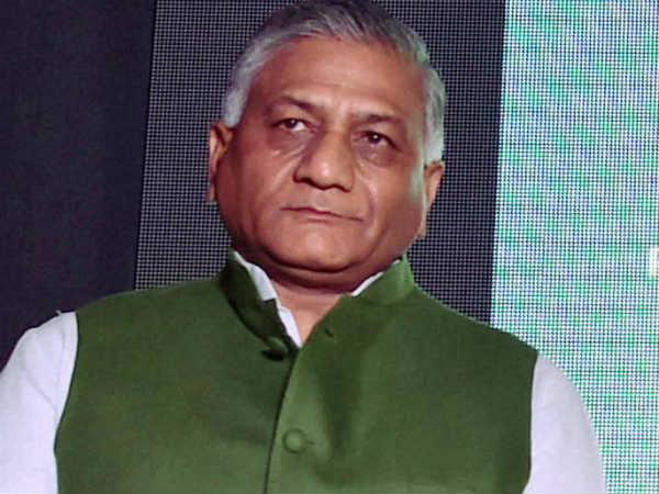 ল্যাজ সোজা করতে কখনও কখনও অনেক সময় লাগে, পাক সন্ত্রাসবাদ নিয়ে গর্জন ভিকে সিং-এর ল্যাজ সোজা করতে কখনও কখনও অনেক সময় লাগে, পাক সন্ত্রাসবাদ নিয়ে গর্জন ভিকে সিং-এর