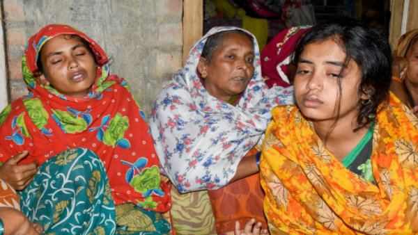 দমদম বিমানবন্দর থেকে শেষযাত্রা