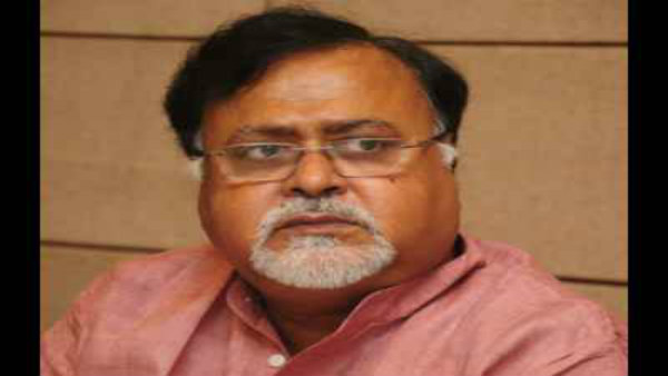 তিনি জ্যোতিষি নন