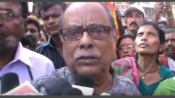 শিলিগুড়ির মেয়র পদ থেকে অশোক ভট্টাচার্যের পদত্যাগের দাবি তৃণমূলের শিলিগুড়ির মেয়র পদ থেকে অশোক ভট্টাচার্যের পদত্যাগের দাবি তৃণমূলের