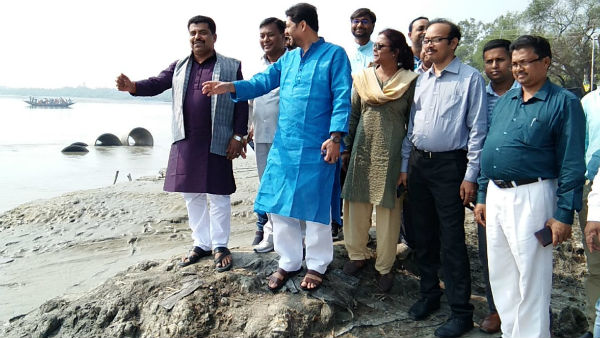ঘূর্ণিঝড় বুলবুলের কারণে প্রাণ হারালেন আরও একজন, এখনও নিখোঁজ ৭ ঘূর্ণিঝড় বুলবুলের কারণে প্রাণ হারালেন আরও একজন, এখনও নিখোঁজ ৭