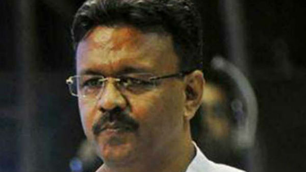 কাউন্সিলর ছাড়াও পরাজিত প্রার্থী ও ব্লক সভাপতিরাও বৈঠকে