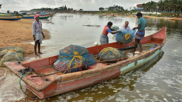 সরকারি প্রকল্পের টাকা আত্মসাৎ, মুখ্যমন্ত্রীকে চিঠিতে অভিযোগ জানাল মৎস্যজীবী সমিতি সরকারি প্রকল্পের টাকা আত্মসাৎ, মুখ্যমন্ত্রীকে চিঠিতে অভিযোগ জানাল মৎস্যজীবী সমিতি