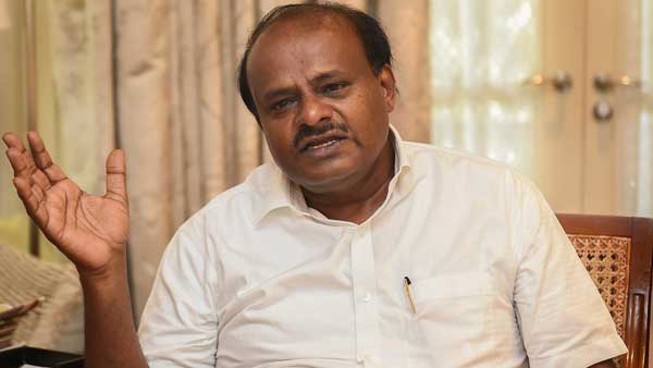 আলিঙ্গন বদ্ধ হবেন না বিজেপি কিংবা ইয়েদুরিয়াপ্পার সঙ্গে!বিজেপিকে সমর্থনের কারণ ব্যাখ্যা কুমারস্বামীর আলিঙ্গন বদ্ধ হবেন না বিজেপি কিংবা ইয়েদুরিয়াপ্পার সঙ্গে!বিজেপিকে সমর্থনের কারণ ব্যাখ্যা কুমারস্বামীর
