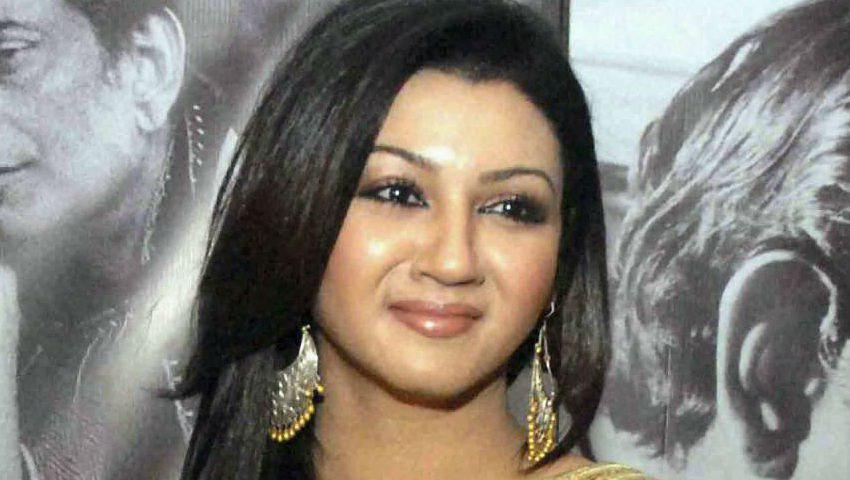 প্রেমে মশগুল ৪৭ বছর বয়সী জয়া আহসান! ফের বিয়ের পিঁড়িতে বসছেন কবে প্রেমে মশগুল ৪৭ বছর বয়সী জয়া আহসান! ফের বিয়ের পিঁড়িতে বসছেন কবে
