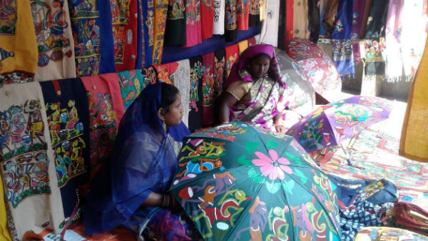 পিংলা গ্রামে বসল পত্র চিত্র মেলা পিংলা গ্রামে বসল পত্র চিত্র মেলা