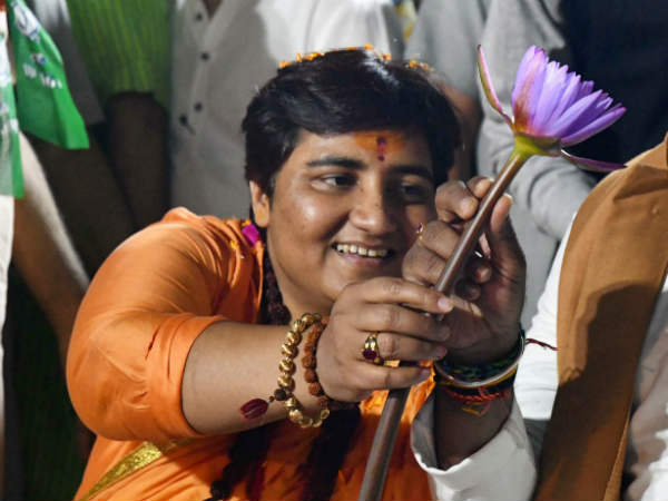 কমিটিতে আর কে কে থাকছেন