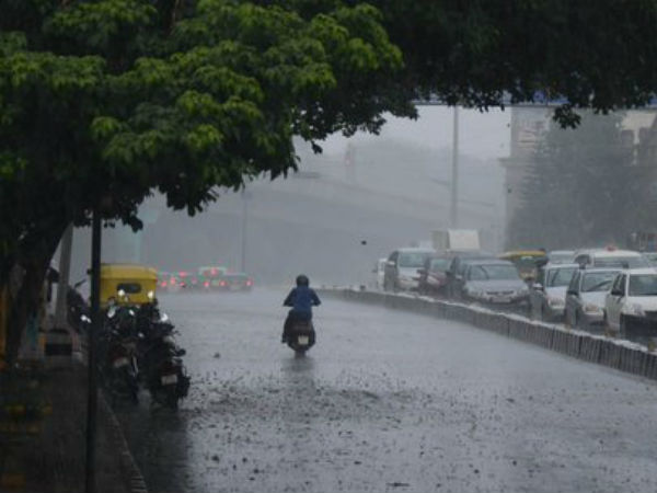 লাক্ষাদ্বীপে বৃষ্টি