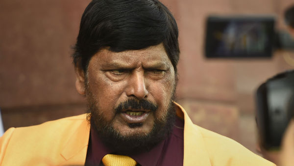 ভাগবতের মন্তব্যের বিরোধিতায় আঠওয়ালে