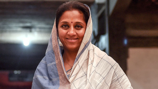 'বালাসাহেব ও মীনাতাইয়ের অভাববোধ করছি'