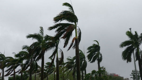 স্থানীয়রা টাইফুনের নাম দিয়েছেন রামন