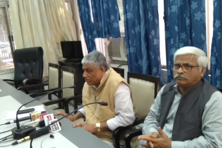 নাগরিকত্ব আইনের বিরুদ্ধে একসঙ্গে পথে নামার প্রস্তাব, মান্নানের চিঠি মুখ্যমন্ত্রীকে নাগরিকত্ব আইনের বিরুদ্ধে একসঙ্গে পথে নামার প্রস্তাব, মান্নানের চিঠি মুখ্যমন্ত্রীকে