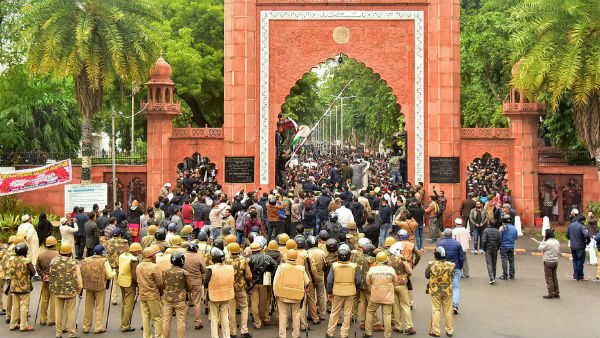 বিশ্ববিদ্যালয় বন্ধ ৫ জানুয়ারি পর্যন্ত